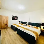 Διαμέρισμα Modern Gem Near Center *