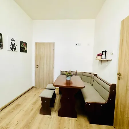 Appartement Modern Gem Near Center Karlsbad
