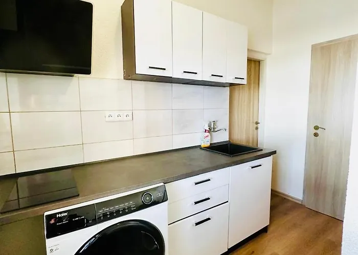 Modern Gem Near Center Appartement *